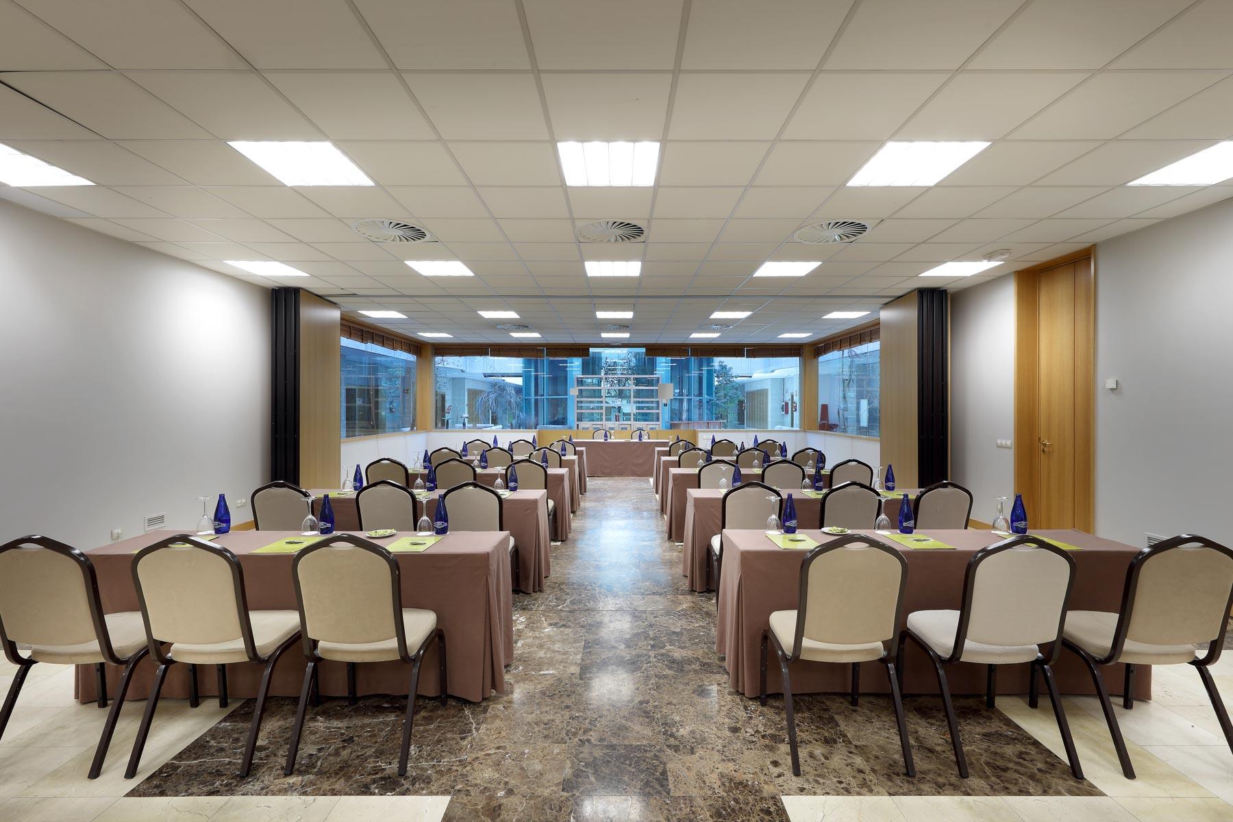 Exe Gran Hotel Almenar Las Rozas de Madrid Exterior photo