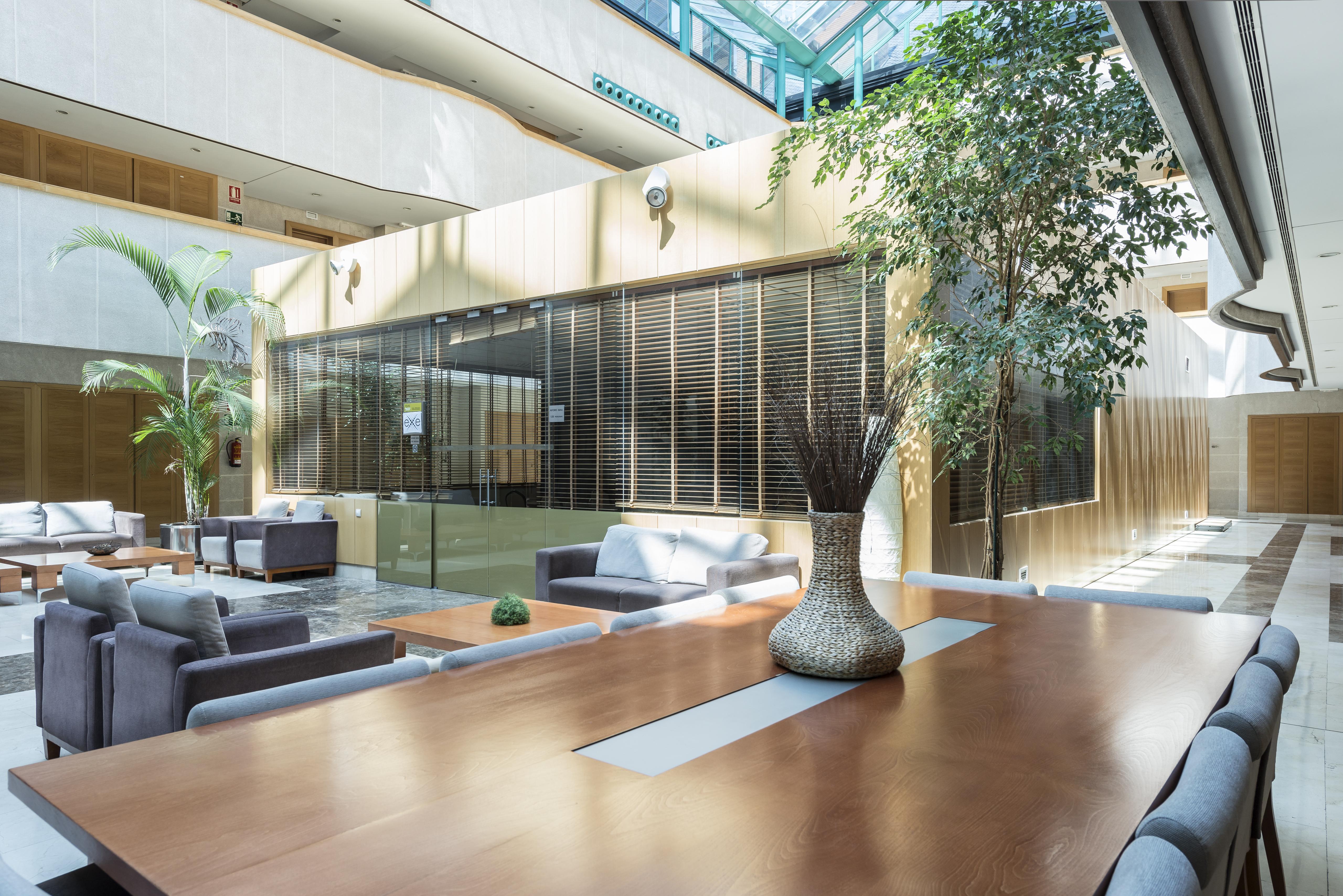 Exe Gran Hotel Almenar Las Rozas de Madrid Exterior photo