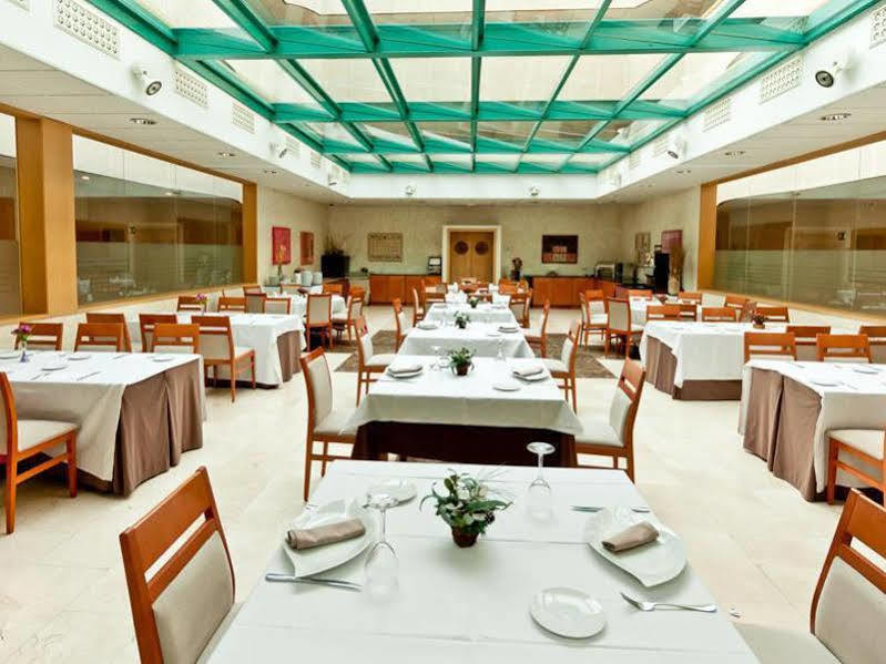 Exe Gran Hotel Almenar Las Rozas de Madrid Exterior photo